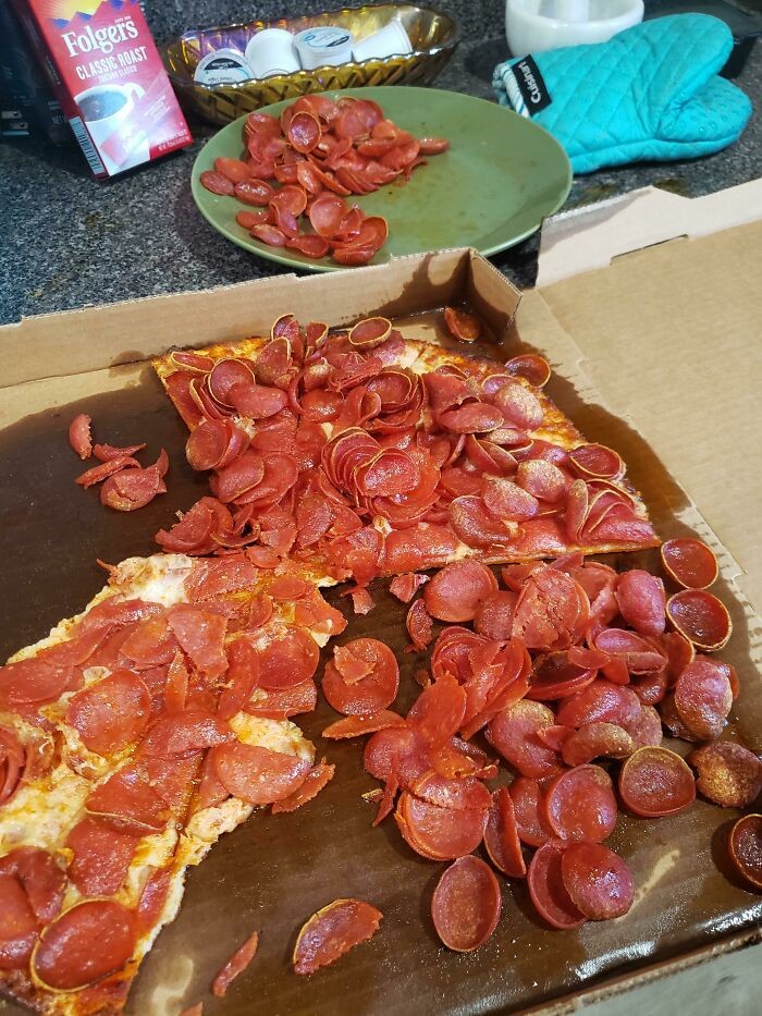 Makanan dengan Topping hingga Isian yang Melimpah Makanan dengan Topping hingga Isian yang Melimpah