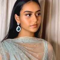 Beberapa waktu lalu, sebuah video yang viral menunjukkan perubahan fisik Nysa yang memicu rumor tidak menyenangkan bahwa gadis itu telah melakukan operasi plastik dan perawatan pemutihan kulit. Kajol pun mengungkap bahwa penampilan Nysa memang makin cantik karena perawatan.Foto: Instagram @nysadevganx