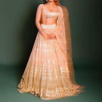 Kajol sendiri tidak ingin memaksakan anak-anaknya untuk mengikuti orang tua mereka. Foto: Instagram @nysadevganx