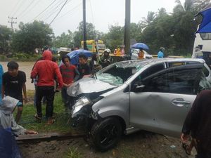 Penumpang Hanyut Usai Mobil Jatuh di Irigasi Pinrang Ditemukan Meninggal