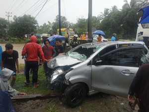 Penumpang Hanyut Usai Mobil Jatuh di Irigasi Pinrang Ditemukan Meninggal