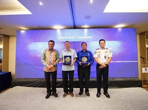 TransJ Beri Penghargaan ke Operator-Sopir Paling Aman hingga Inovatif
