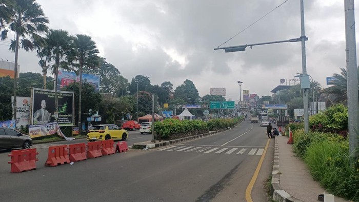 Situasi Lalin Simpang Gadog pukul 09.45 WIB