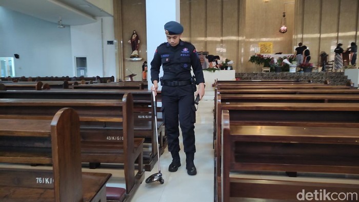 Sterilisasi di Gereja Katolik Santa Maria Annuntiata Sidoarjo