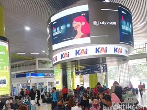 12 Ribu Penumpang Berangkat dari Stasiun Gambir saat Natal