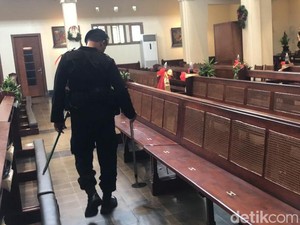 Jelang Natal, Gegana Brimob Polda DIY Sterilisasi 44 Gereja