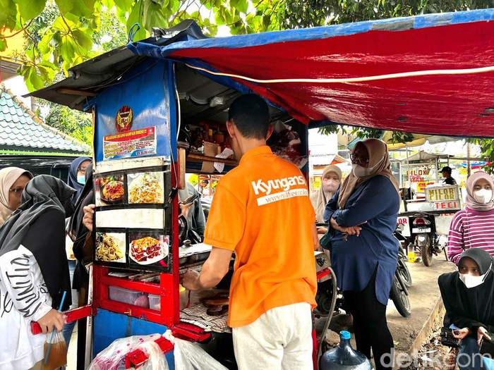 Viral di Bekasi, Spaghetti Italia Ini Dijual Mulai dari Rp 5 Ribu! Viral di Bekasi, Spaghetti Italia Ini Dijual Mulai dari Rp 5 Ribu!