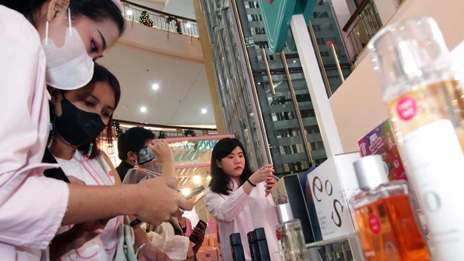 Pameran kecantikan ini menghadirkan puluhan brand lokal dan internasional.