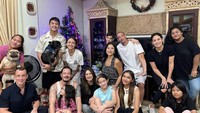 Nafa Urbach dengan formasi lengkap. Foto: instagram
