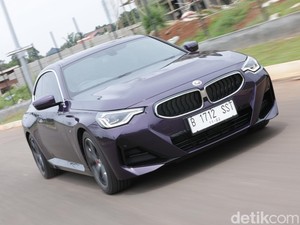 BMW 220i Coupe: Mobil Ikonik Nggak Bikin Dompet Tercekik