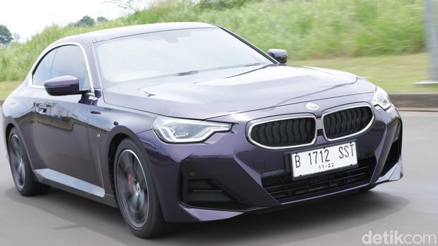 BMW 220i Coupe