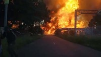 Kapal itu membawa 60.000 liter LPG, yang digunakan terutama untuk kompor gas. LPG itu datang dari tenggara Afrika Selatan.