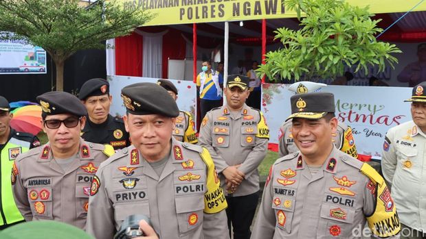 Pantau Arus Nataru Jatim, Kakor Baharkam Minta Angka Kecelakaan Ditekan