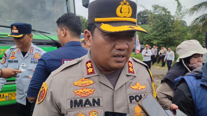 Kapolres Bogor AKBP Iman Imanuddin