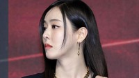 Lee Da Hee berperan sebagai Won Mi Ho di Island. Foto: WireImage/Han Myung-Gu