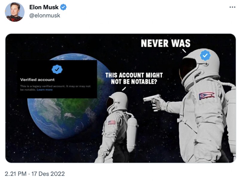 Elon Musk doyan bagi-bagi meme kocak