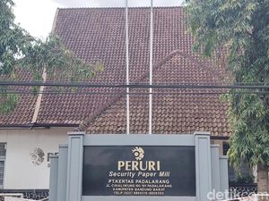 Sejarah Pabrik Kertas Legendaris yang Berusia 100 Tahun di Padalarang