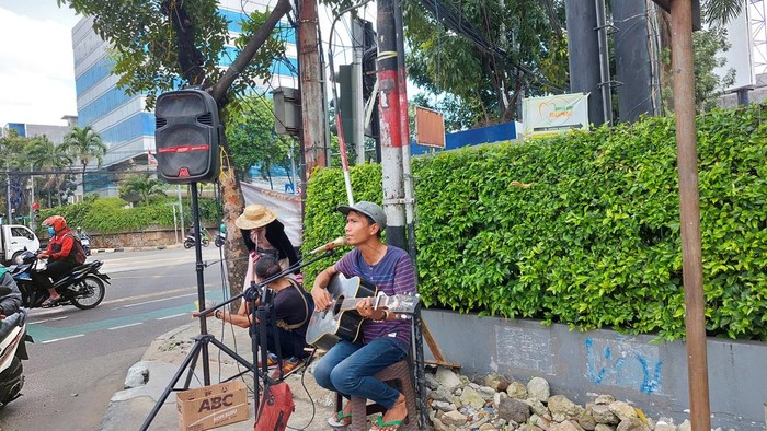 Pengamen palai sound system