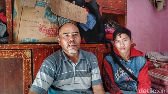 Sahroni Febrianto dan ayahnya.