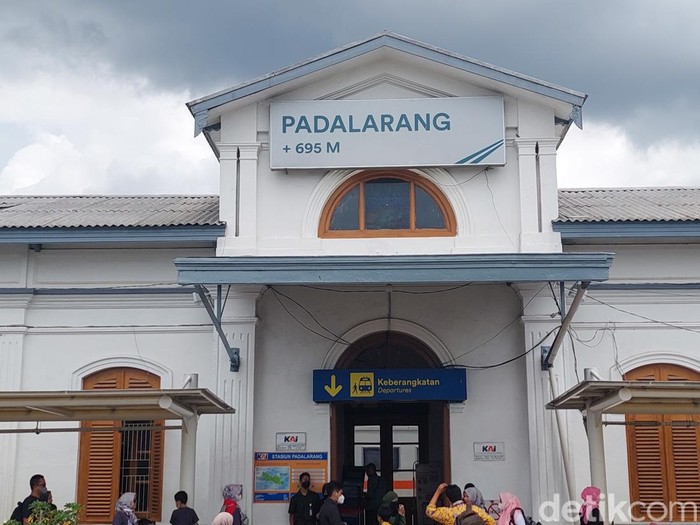 Stasiun Padalarang.