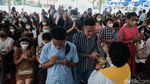Suasana Khusyuk Misa Natal di Gereja Katedral Jakarta