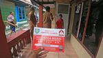 7.777 Rumah Penerima Bansos Ditempelkan Stiker Keluarga Miskin