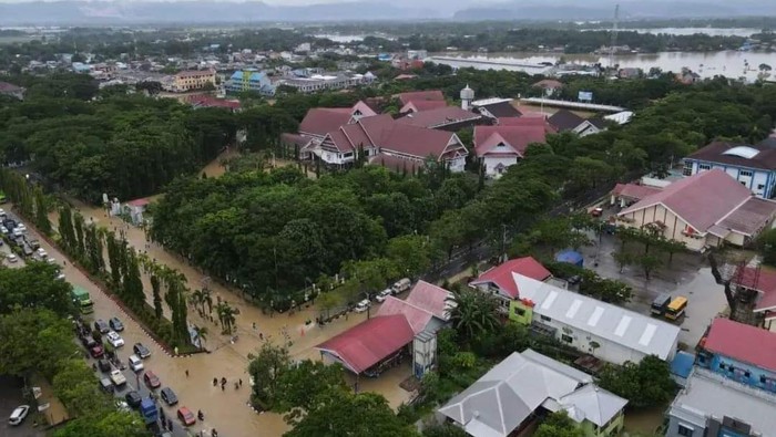 Banjir di Maros, Sulawesi Selatan. Banjir di Maros, Sulawesi Selatan.
