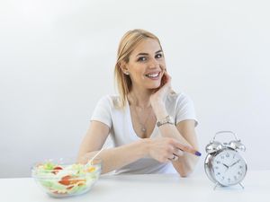 Resolusi Baru di Awal Tahun, Ini Trik Diet Sehat Turunkan Berat Badan