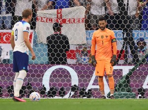Kane Vs Lloris di Penalti Piala Dunia, Conte: Aneh Rasanya