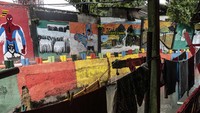 Saat ini Pemprov DKI Jakarta sedang melaksanakan program penataan kampung kumuh di tiap kelurahan melalui penghijauan lingkungan, pembuatan mural edukasi, dan pengembangan potensi ekonomi warga setempat.
