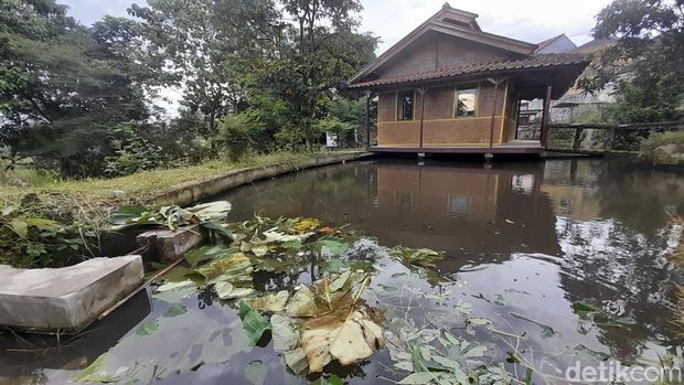 Kampung Ikan Batukarut  di Sumedang.