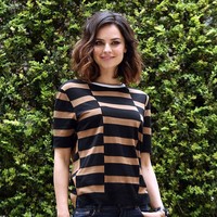 Aktor Song Joong Ki saat ini sedang berkencan dengan seorang wanita dengan perasaan baik. Kami harap kalian akan melihat hubungan mereka dengan hangat,” demikian pernyataan agensi. Foto: Getty Images