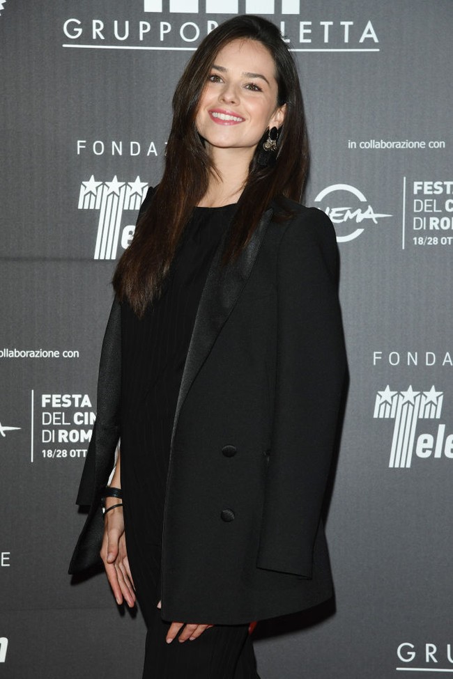 Katy Saunders dikenal sebagai aktris asal Inggris. Dia pernah terlibat dalam beberapa proyek film dan serial Hollywood. Foto: Getty Images