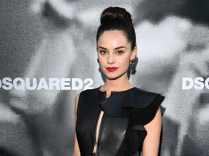 Katy Saunders menghadiri acara cocktail yang digelar brand fashion Dsquared2 pada 30 Mei 2016 di Roma, Italia.