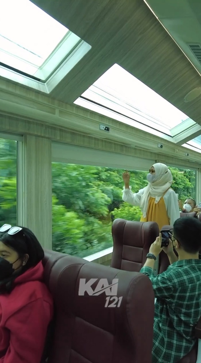 kereta panoramic