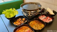 Saikoro, short plate, hingga udang dipanggang sesuai selera. Aroma dan rasa smoky-nya menggugah selera.
