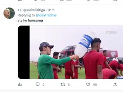 Meme Kocak Hansamu Kerasukan Nunez, Gagal Cetak Gol di Depan Gawang