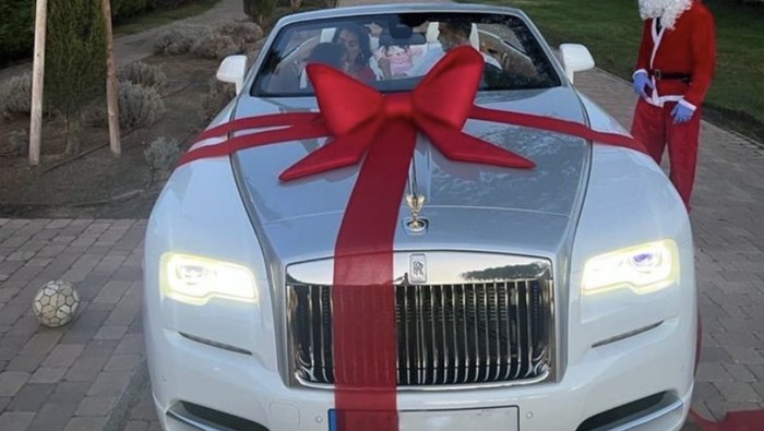 Mobil mewah baru Cristiano Ronaldo
