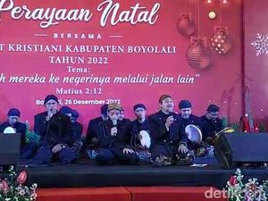 Adem! Kelompok Musik Hadrah Hibur Perayaan Natal di Boyolali