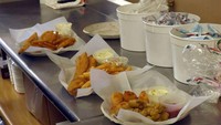 Seperti ini kondisi dapur The Fish Cove saat menyiapkan makanan yang dipesan pelanggan. Foto: onlyinurstate.com