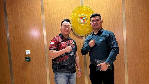 Prabowo Febriyanto dan Dosma Roha Sijabat ingatkan Baim Wong bahwa kasusnya belum selesai.