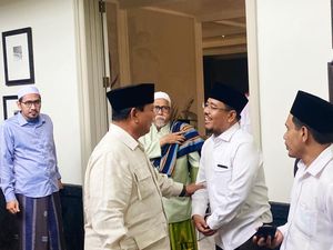 Prabowo Juga Minta Doa Kiai Kondang Jatim agar Pemerintahan Jokowi Lancar