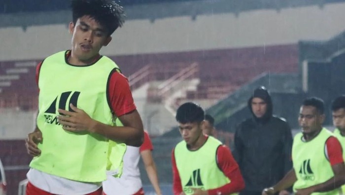 PSM Makassar menggelar ofisial training jelang menghadapi Borneo FC dengan menggunakan format bubble di putaran pertama Liga 1 2022/2023.