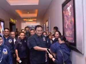 Tiket Film Uti Deng Keke Diborong Rachmat Gobel