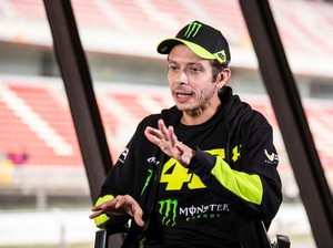 Rossi Mau Tim VR46 Balapan Pakai Motor Yamaha, tapi...