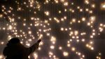 Warna-warni Cahaya di Museum Massless Immersive Beijing