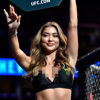 CALGARY, AB - JULY 28:  UFC Octagon Girl Arianny Celeste introduces a round during the UFC Fight Night event at Scotiabank Saddledome on July 28, 2018 in Calgary, Alberta, Canada. (Photo by Jeff Bottari/Zuffa LLC/Zuffa LLC via Getty Images)