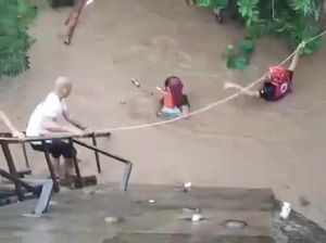 Filipina Dilanda Banjir, Puluhan Ribu Orang Mengungsi