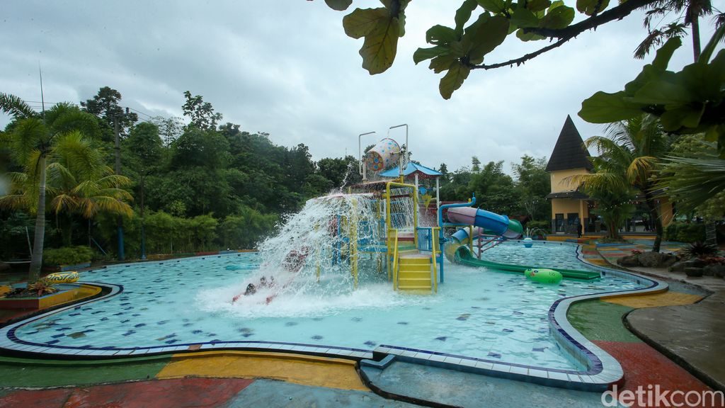 Gumati Waterpark Bogor