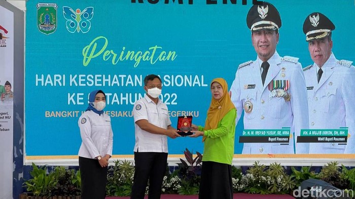 Kabupaten Pasuruan resmi mencapai UHC